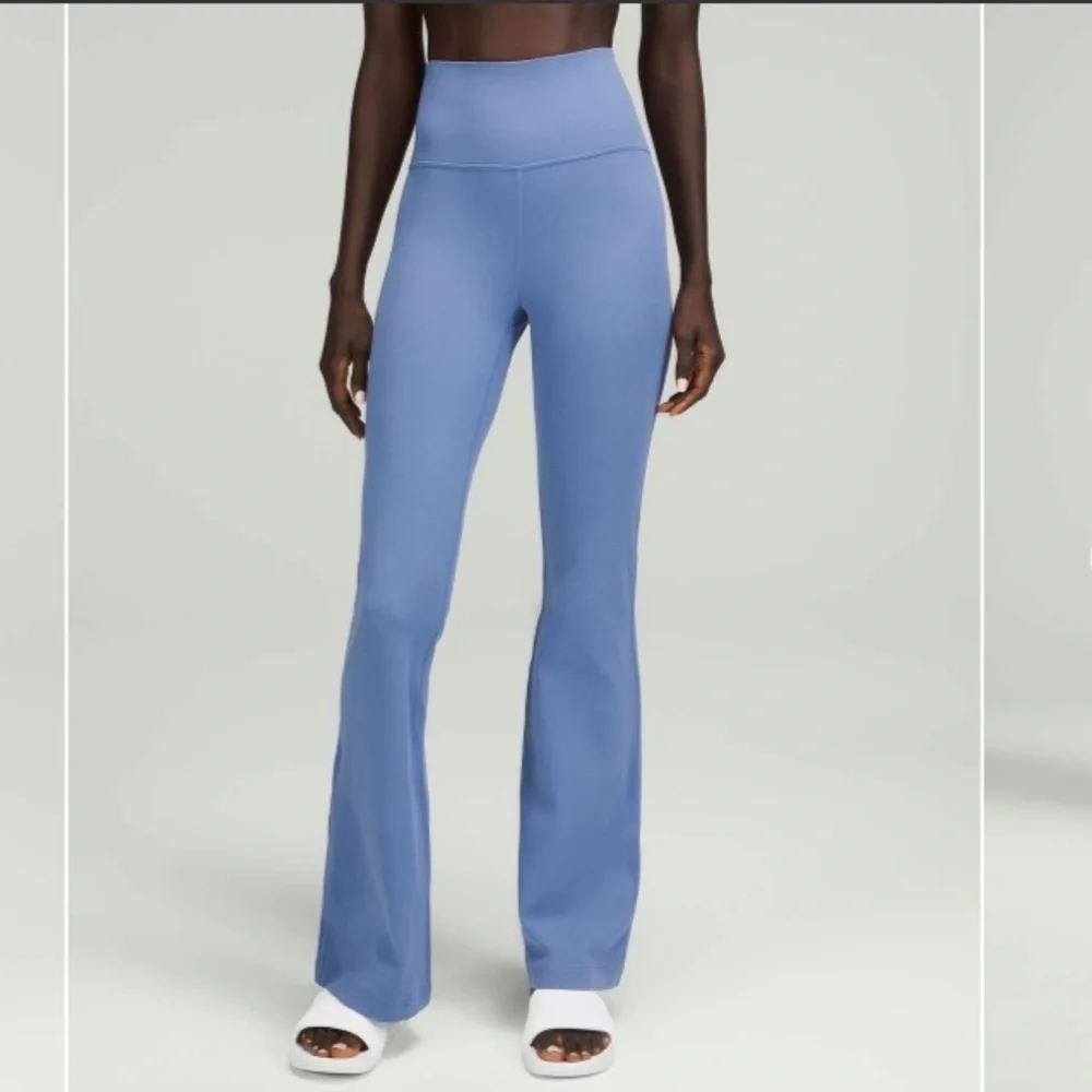 Lululemon Groove Super-High-Rise Flared Pant Nulu Water Drop Size 12